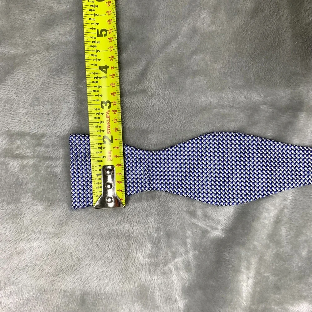 Banana‎ Republic Bow Tie Mens Purple Geometric Abstract Silk Adjustable Formal